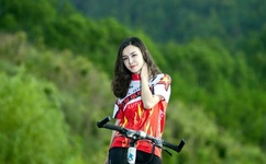 初中女生喊疼男生越往里寨游戏